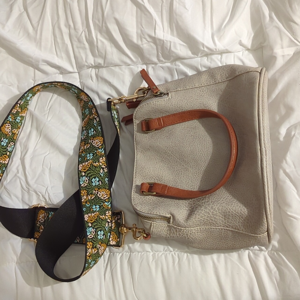 Antik Kraft mushroom colored purse